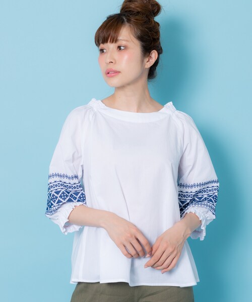 shop DADA(ショップダダ)の「★コットン100%★袖エンブロイダリーブラウス(9S13-FL258)(シャツ/ブラウス・レディース・ホワイト/その他/ブルー・FREE)」の1枚目の写真
