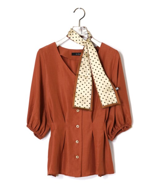 w closet(ダブルクローゼット)の「スカーフ付きウエストタック前開きブラウス(トップス・レディース・モカベージュ/レンガ/キャメル・FREE/M/L)」の3枚目の写真