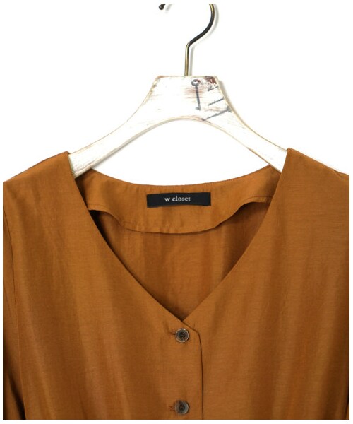 w closet(ダブルクローゼット)の「スカーフ付きウエストタック前開きブラウス(トップス・レディース・モカベージュ/レンガ/キャメル・FREE/M/L)」の9枚目の写真
