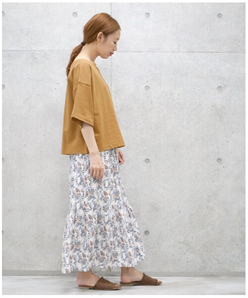 w closet（ダブルクローゼット）の「オフショルショートプルオーバー（トップス・レディース・オフホワイト/Lブラウン/スミクロ・FREE/M/L）」の22枚目の写真