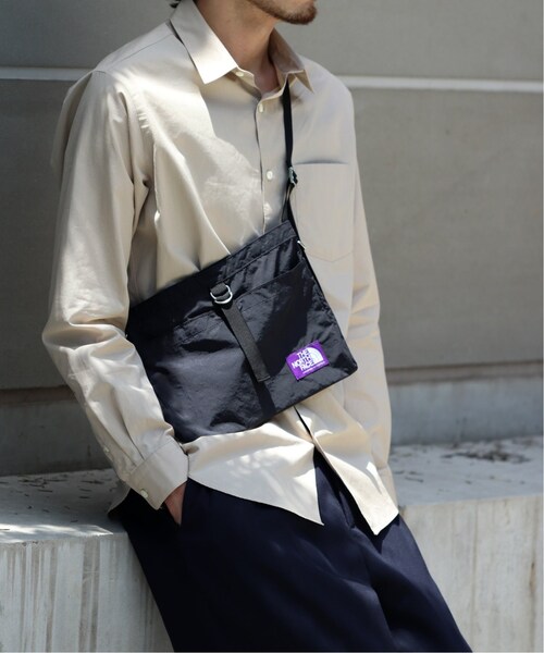 EDIFICE(エディフィス)の「《予約》THE NORTH FACE PURPLE LABEL×EDIFICE 別注 スモール サコッシュ(バッグ・ブラック/フリー)」の22枚目の写真