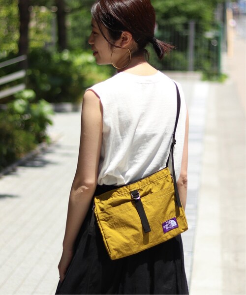 EDIFICE(エディフィス)の「《予約》THE NORTH FACE PURPLE LABEL×EDIFICE 別注 スモール サコッシュ(バッグ・ブラック/フリー)」の14枚目の写真