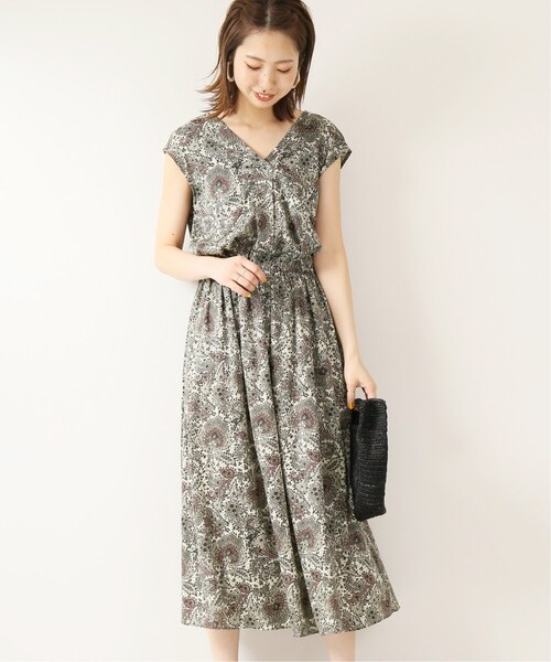 Spick & Span(スピックアンドスパン)の「≪予約≫ペイズリーバックカシュクールワンピース◆(ワンピース/ドレス・ベージュ/36/38)」の22枚目の写真
