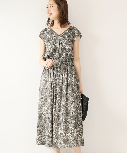 Spick & Span(スピックアンドスパン)の「≪予約≫ペイズリーバックカシュクールワンピース◆(ワンピース/ドレス・ベージュ/36/38)」の21枚目の写真