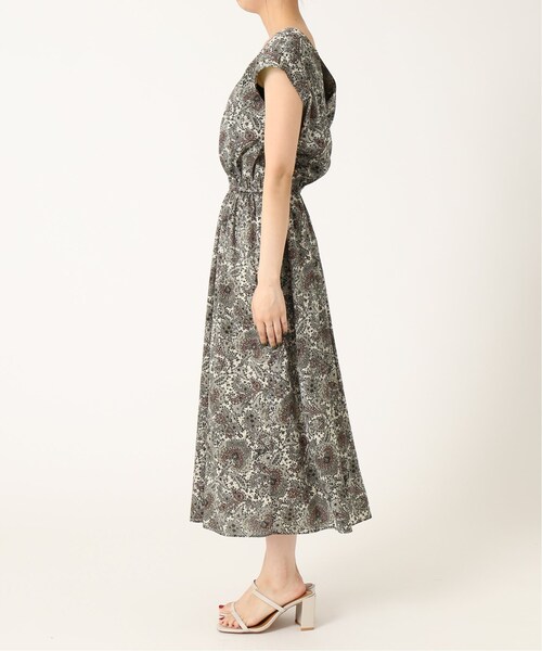 Spick & Span(スピックアンドスパン)の「≪予約≫ペイズリーバックカシュクールワンピース◆(ワンピース/ドレス・ベージュ/36/38)」の9枚目の写真