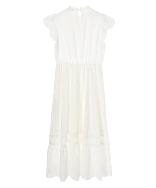 earth music&ecology(アースミュージックアンドエコロジー)の「《超特急タカシ》エンブロイダリーレースワンピース(ワンピース/ドレス・オフホワイト・F)」の4枚目の写真