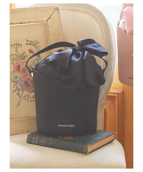 新品レア✨️リボンバケツバッグ☆ブラック☆メゾンドフルール Maison de FLEUR（メゾンドフルール）の「リボンバケツバッグ（）」 - WEAR