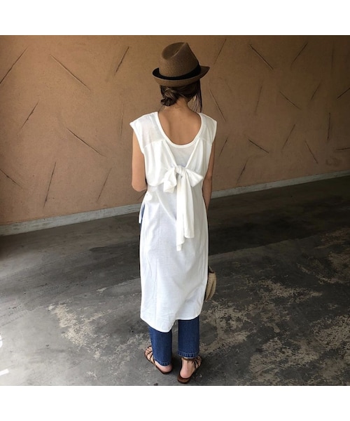 copine(コピン)の「再入荷!シンプルお洒落!バックテールデザインノースリーブ(3color)【クリックポスト対象商品】(Tシャツ/カットソー・レディース・その他)」の12枚目の写真