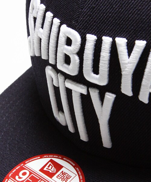 VANQUISH（ヴァンキッシュ）の「[先行予約]NEWERAコラボ SHIBUYA スナップバック[VAC652]（帽子・メンズ・ネイビー・F）」の5枚目の写真