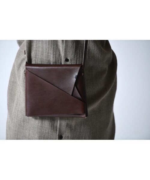所作（ショサ）の「所作 Shoulder Bag（ショルダーバッグ）」 - WEAR
