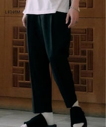 LIDNM | TAPERED ANKLE SLACKS【BLACK】 (スラックス)