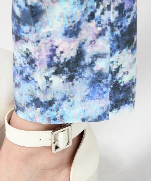 JEANASIS（ジーナシス）の「14SSムジ＊ガラトラウザー（パンツ・レディース・ホワイト/ホワイト系/ブラック/イエロー系/グリーン系/ブルー系・S/M）」の11枚目の写真