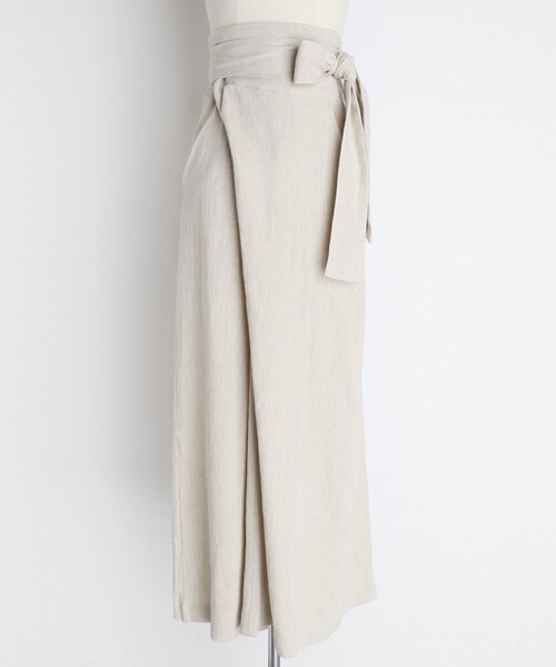 DHOLIC(ディーホリック)の「リネン混ハイウエストラップスカート(スカート・レディース・ホワイト/ベージュ・FREE)」の2枚目の写真