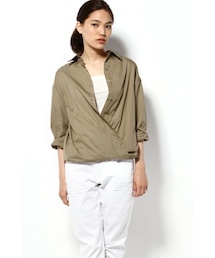 Deuxieme Classe（ドゥーズィエムクラス）の「カシュクールシャツ