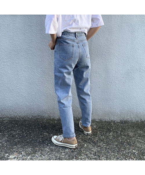 no brand（ノーブランド）の「hight waist tapered denim pants（デニムパンツ・レディース・その他）」の3枚目の写真