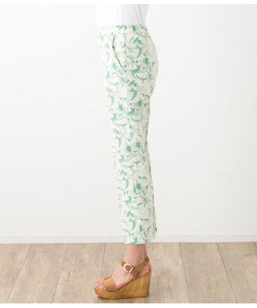 ADAM ET ROPE'（アダムエロペ）の「パームツリーイージーバックパンツ（パンツ・レディース・ブラック/グリーン・36/38）」の4枚目の写真