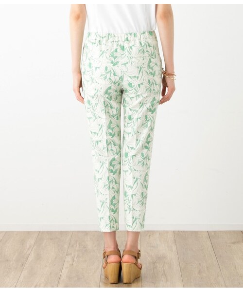 ADAM ET ROPE'（アダムエロペ）の「パームツリーイージーバックパンツ（パンツ・レディース・ブラック/グリーン・36/38）」の5枚目の写真