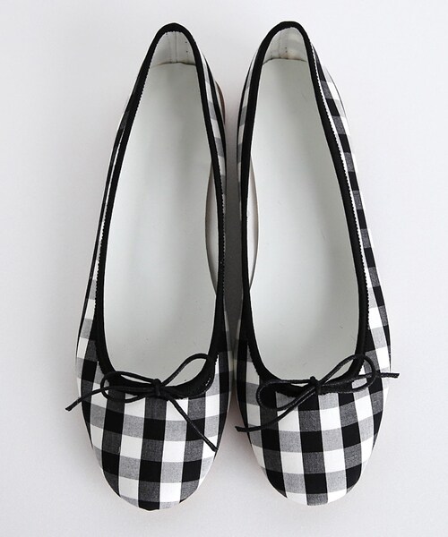 DHOLIC（ディーホリック）の「3TYPEフラットリボンシューズ（バレエシューズ・レディース・ベージュ/その他/ブラウン/ブラック/レッド/ピンク/オレンジ/イエロー/ホワイト/パープル/ブルー・230/235/240/245/250）」の3枚目の写真