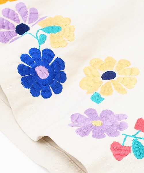 Hamble by Par Avion（ハンブルバイパラビオン）の「裾刺繍スカート（スカート・レディース・デニム/オフホワイト・ワンサイズ）」の9枚目の写真