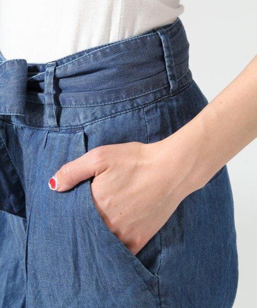 Heather（ヘザー）の「ダブルリボンタックパンツ（パンツ・レディース・ブルー・Ｓ/Ｍ）」の6枚目の写真