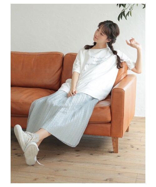 earth music&ecology（アースミュージックアンドエコロジー）の「・グラフィックオーガニックコットンチュニック（トップス・オフホワイト/ブラック/モカ・F）」の5枚目の写真