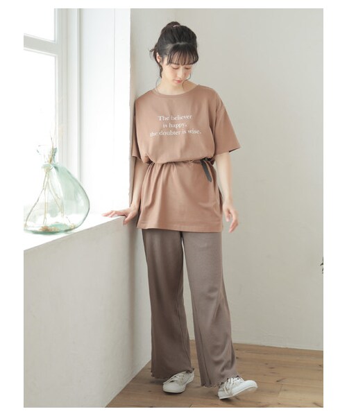 earth music&ecology（アースミュージックアンドエコロジー）の「・グラフィックオーガニックコットンチュニック（トップス・オフホワイト/ブラック/モカ・F）」の2枚目の写真