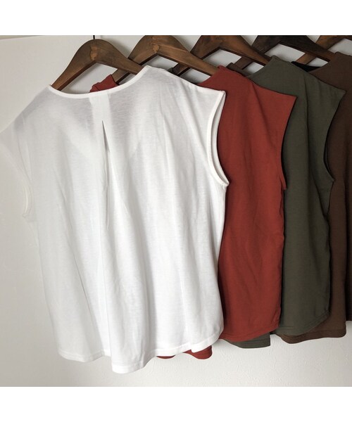 copine（コピン）の「着回し力抜群！シンプルタック入りフレンチスリーブトップス(5color)【クリックポスト対象商品】（Tシャツ/カットソー・レディース・その他）」の15枚目の写真