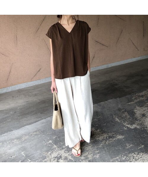 copine（コピン）の「着回し力抜群！シンプルタック入りフレンチスリーブトップス(5color)【クリックポスト対象商品】（Tシャツ/カットソー・レディース・その他）」の6枚目の写真