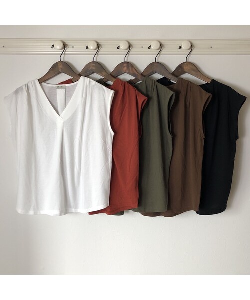 copine（コピン）の「着回し力抜群！シンプルタック入りフレンチスリーブトップス(5color)【クリックポスト対象商品】（Tシャツ/カットソー・レディース・その他）」の13枚目の写真
