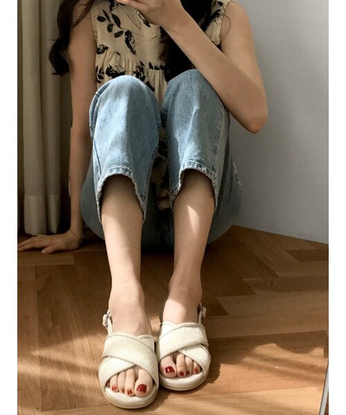 SAPPUN（サプン）の「Emiloh（サンダル・レディース・Black/Beige・22.5-25.0cm）」の2枚目の写真