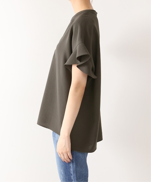 Spick & Span（スピックアンドスパン）の「フレアスリーブ スキッパー