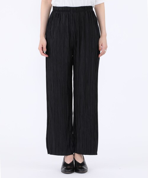 AKTE(アクテ)の「別注マイクロプリーツパンツ(パンツ・レディース・BLACK/BEIGE・FREE/MODEL:174cm SIZE:FREE)」の13枚目の写真
