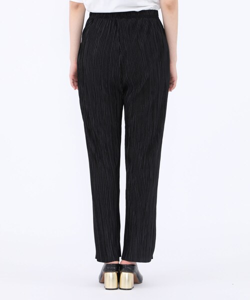 AKTE(アクテ)の「別注マイクロプリーツパンツ(パンツ・レディース・BLACK/BEIGE・FREE/MODEL:174cm SIZE:FREE)」の15枚目の写真
