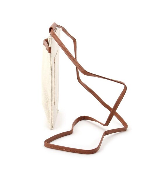 OZOC（オゾック）の「マイクロウォレットショルダー（バッグ・レディース・オフホワイト(503)/ブラック×ホワイト(519)/ベージュ(552)/ブラック(619)/ライトベージュ(652)・00）」の7枚目の写真