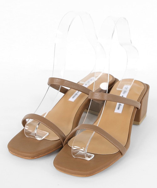 DHOLIC（ディーホリック）の「カウレザーストラップヒールサンダル（サンダル・レディース・ホワイト/ブラック/グレー/レッド/ブルー/ブラウン/シルバー/その他・225/230/235/240/245/250）」の4枚目の写真