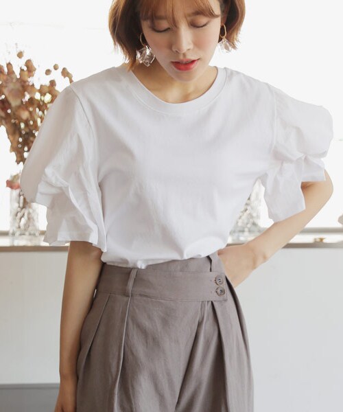 DHOLIC（ディーホリック）の「タックショートパフスリーブTシャツ（Tシャツ/カットソー・レディース・ベージュ/ホワイト/ブラック/ピンク・FREE）」の2枚目の写真