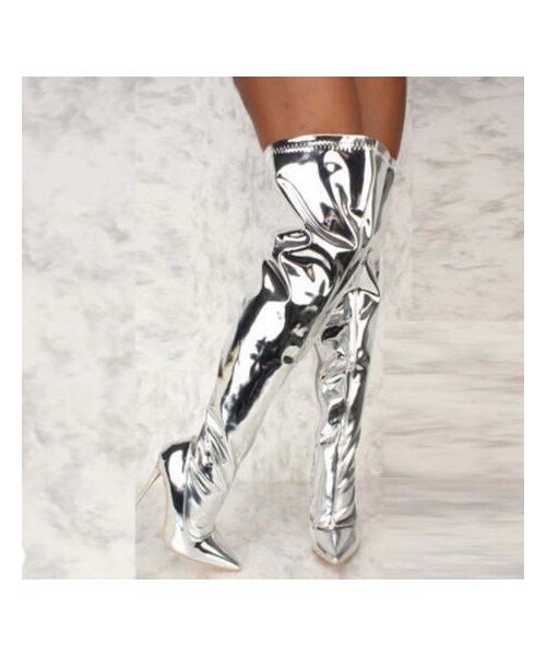 メタリック　シルバー ロングブーツ CHARLES & KEITH メタリックバックル ロングブーツ （Silver