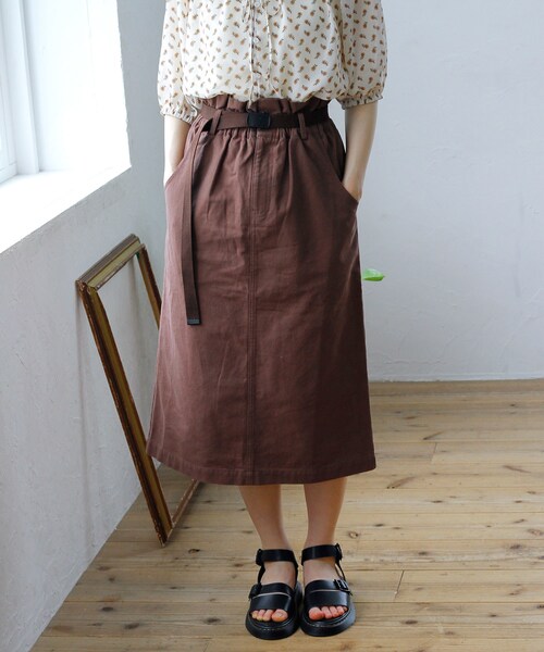 Crisp（クリスプ）の「ＧＩベルトフリルペンシルスカート（スカート・レディース・ベージュ/ブラック/ブラウン・FREE）」の3枚目の写真
