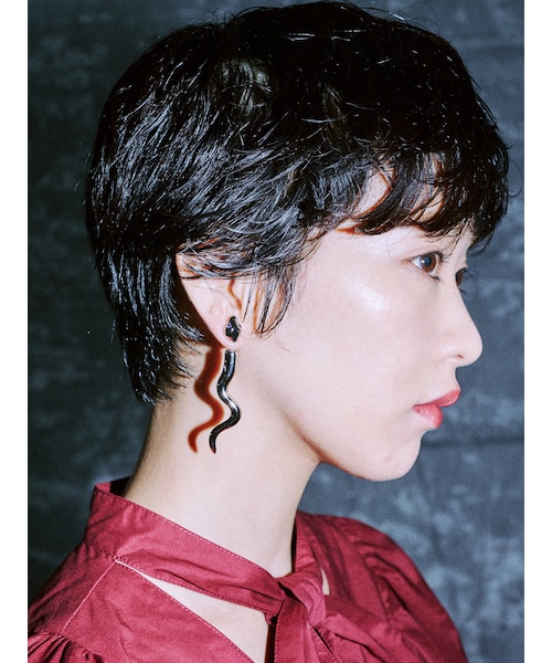 PAMEO POSE（パメオポーズ）の「Snake Stick Pierce（ピアス（両耳用