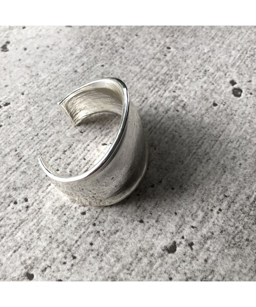 copine（コピン）の「◆Nothing And Others◆ウェーブ太バングル（バングル/リストバンド・レディース・その他）」の5枚目の写真