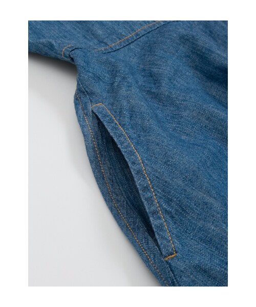 w closet（ダブルクローゼット）の「5.5ozスラブデニムＶネックワンピース（ワンピース/ドレス・レディース・ブルー/ワンウォッシュ・FREE）」の8枚目の写真