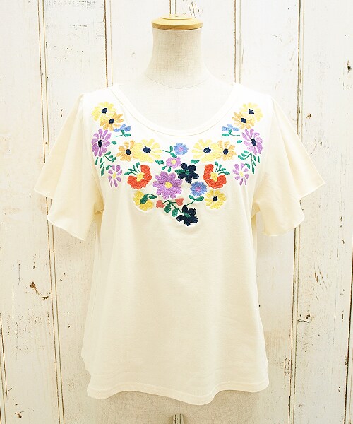 Hamble by Par Avion（ハンブルバイパラビオン）の「刺繍フレア袖Tシャツ（トップス・レディース・グレー/ネイビー/オフホワイト・ワンサイズ）」の2枚目の写真