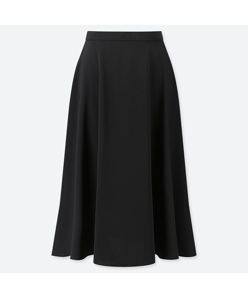 UNIQLO（ユニクロ）の「ドレープサーキュラースカート（丈短め65～69cm）（スカート・レディース・NATURAL 30/BLUE 68/BLACK 09/WINE 19・XXL/XL/XS/M/S/L）」の2枚目の写真