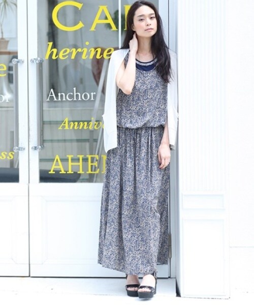 LEPSIM(レプシィム)の「セットアップマキシハナガラワンピース(ワンピース/ドレス・レディース・オフ×ネイビー/ブラウン×ネイビー/グリーン×ブラック・FREE SIZE)」の3枚目の写真