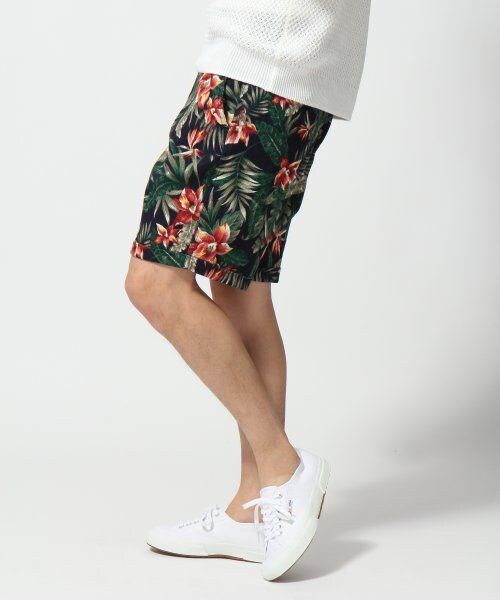 RAGEBLUE（レイジブルー）の「プリペラフラワーショーツ２（パンツ・メンズ・ネイビー・Ｍ/Ｌ）」の2枚目の写真