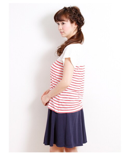 earth music&ecology（アースミュージックアンドエコロジー）の「レースドッキングボーダープルオーバー（カットソー・レディース・レッド/ブルー/ネイビー・F）」の5枚目の写真