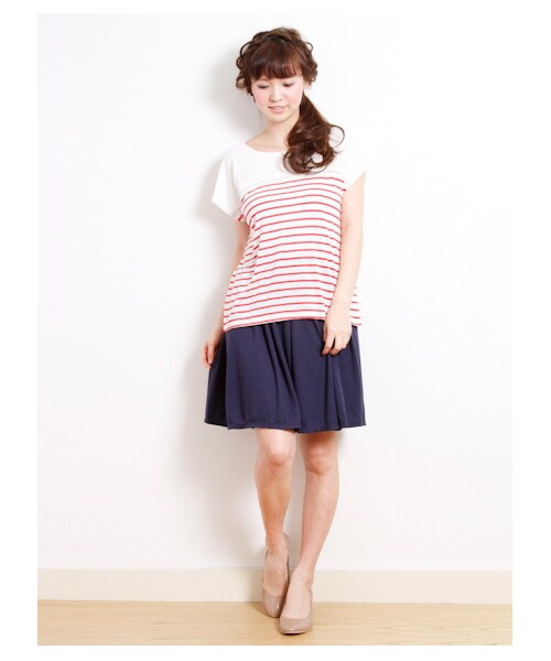 earth music&ecology（アースミュージックアンドエコロジー）の「レースドッキングボーダープルオーバー（カットソー・レディース・レッド/ブルー/ネイビー・F）」の4枚目の写真