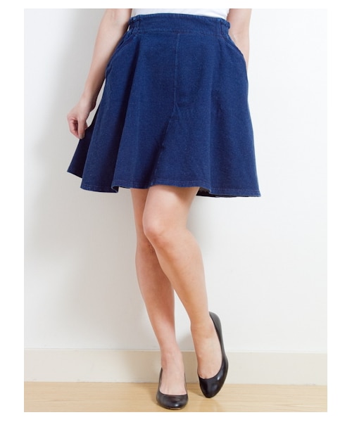 E hyphen world gallery（イーハイフンワールドギャラリー）の「ミニ裏毛サーキュラーミニスカート（スカート・レディース・ブルー/ディープブルー・F）」の2枚目の写真