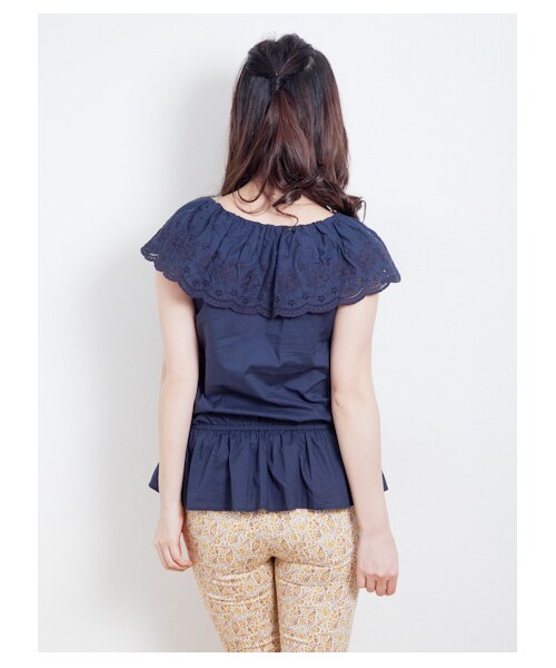 earth music&ecology(アースミュージックアンドエコロジー)の「ケープ刺繍プルオーバー(シャツ・ブラウス・レディース・アイボリー/ネイビー・XS/L)」の5枚目の写真