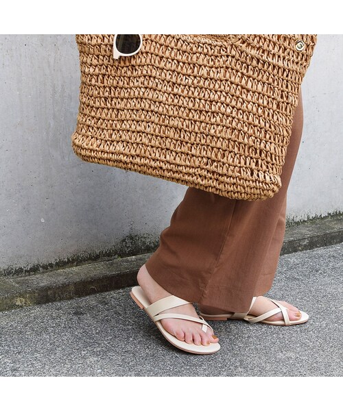 no brand（ノーブランド）の「[ RE-ARRIVAL ]Tong Strap Flat Sandals（サンダル・レディース・その他）」の8枚目の写真
